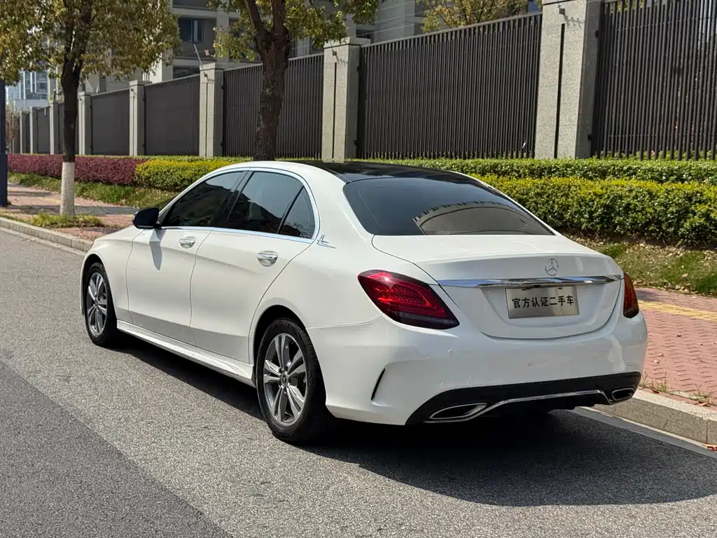 Mercedes-Benz C-Class 2019 — фото 9