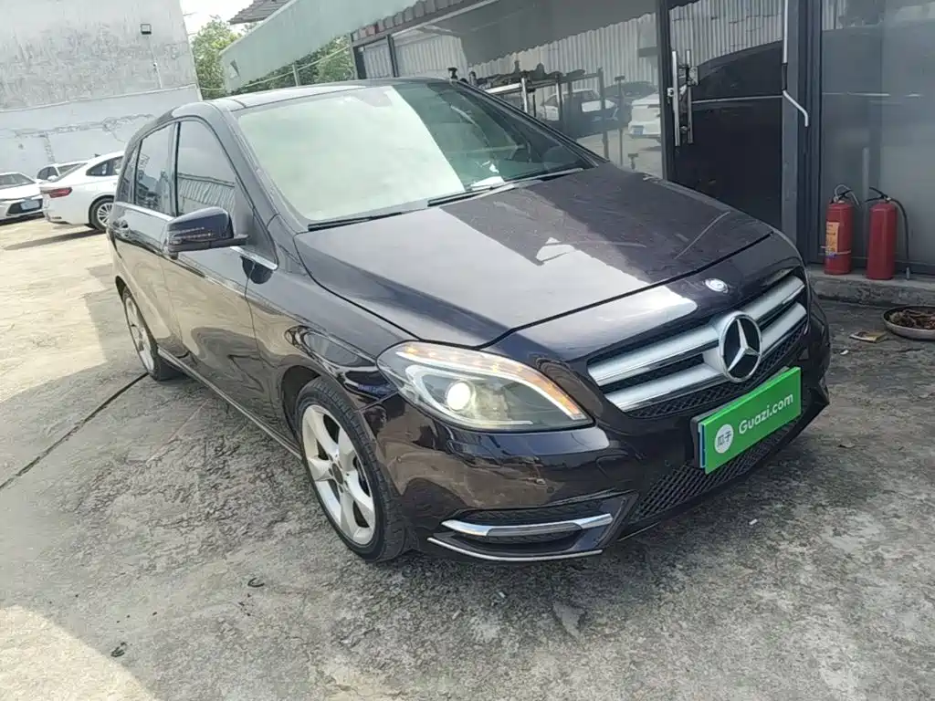 Mercedes-Benz B-Class 2015 — фото 4