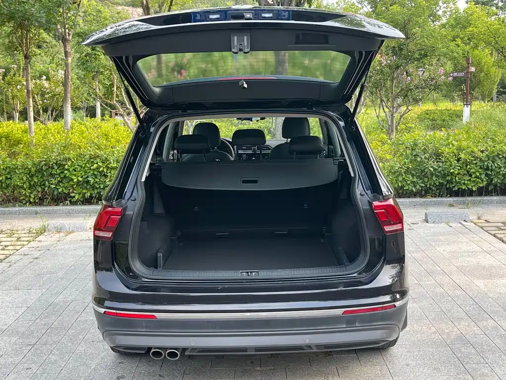 Volkswagen Tiguan L 2019