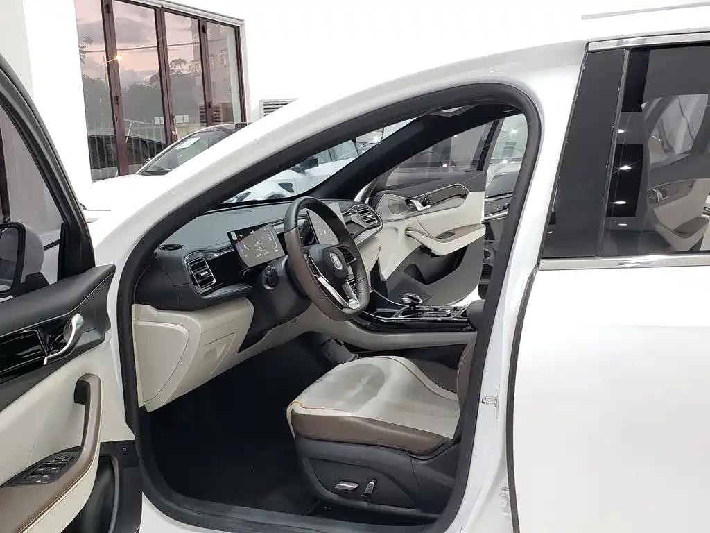 BYD Qin PLUS 2023 — фото 14