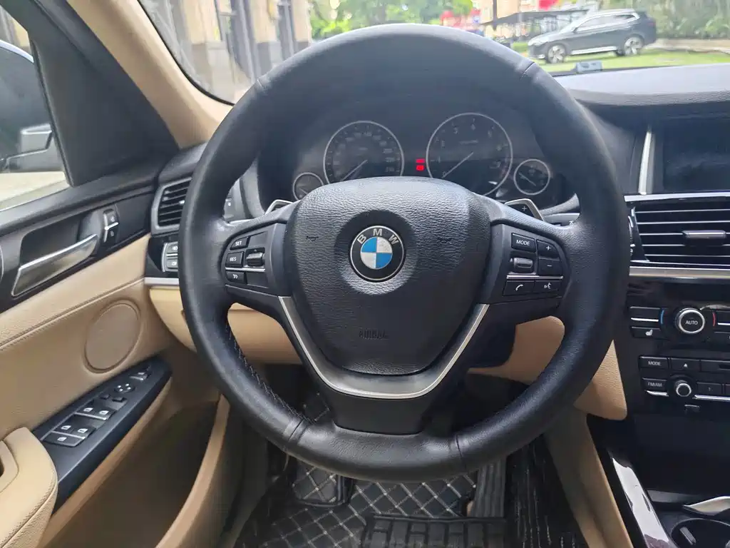 BMW X4 2015 — фото 13