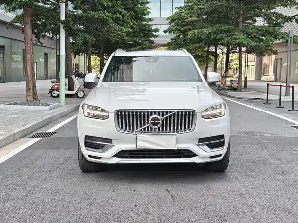 Volvo XC90 2023