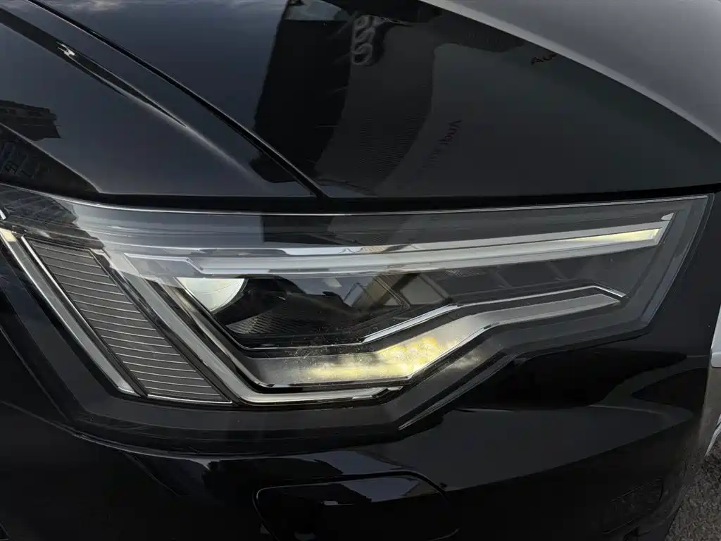 Audi A6L New Energy 2021 — фото 15
