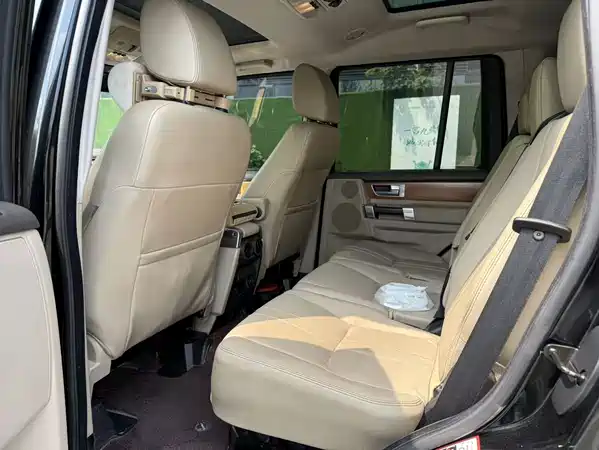 Land Rover Discovery 2014