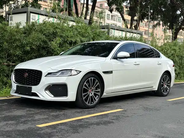 Jaguar XFL 2022