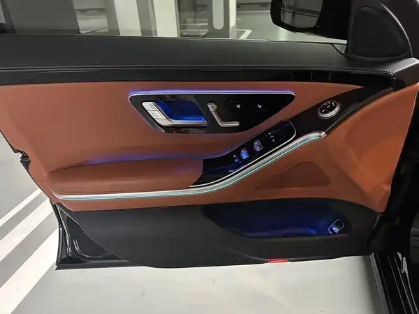 Mercedes-Benz S-Class 2023