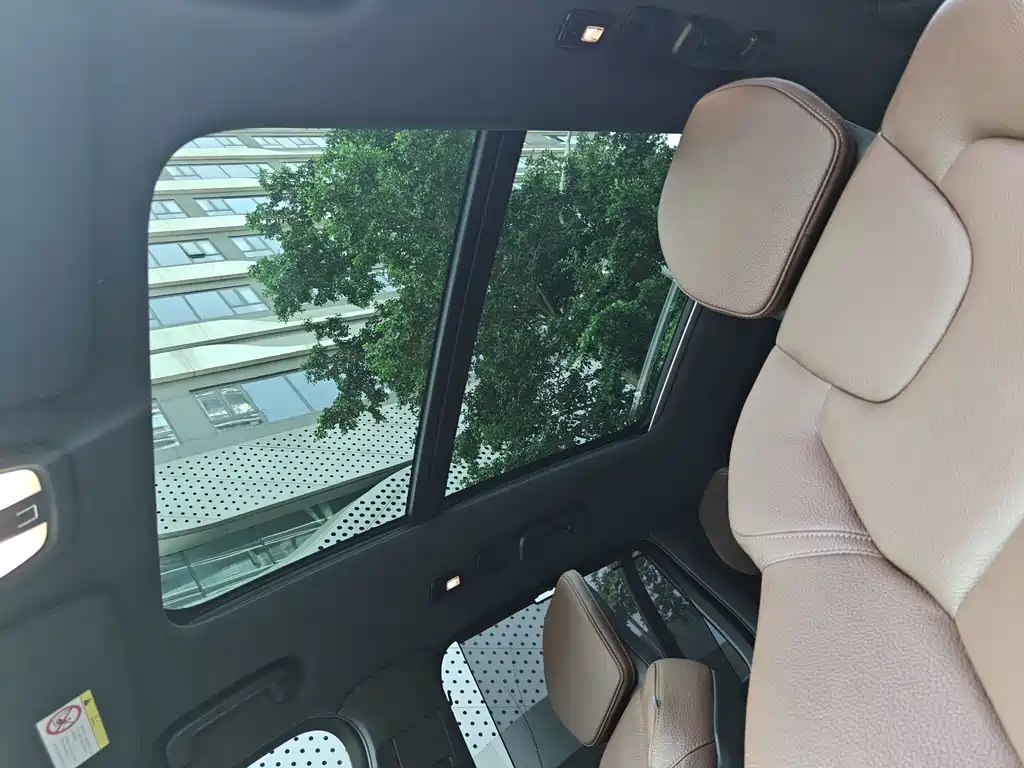 Volvo XC90 2023 — фото 18