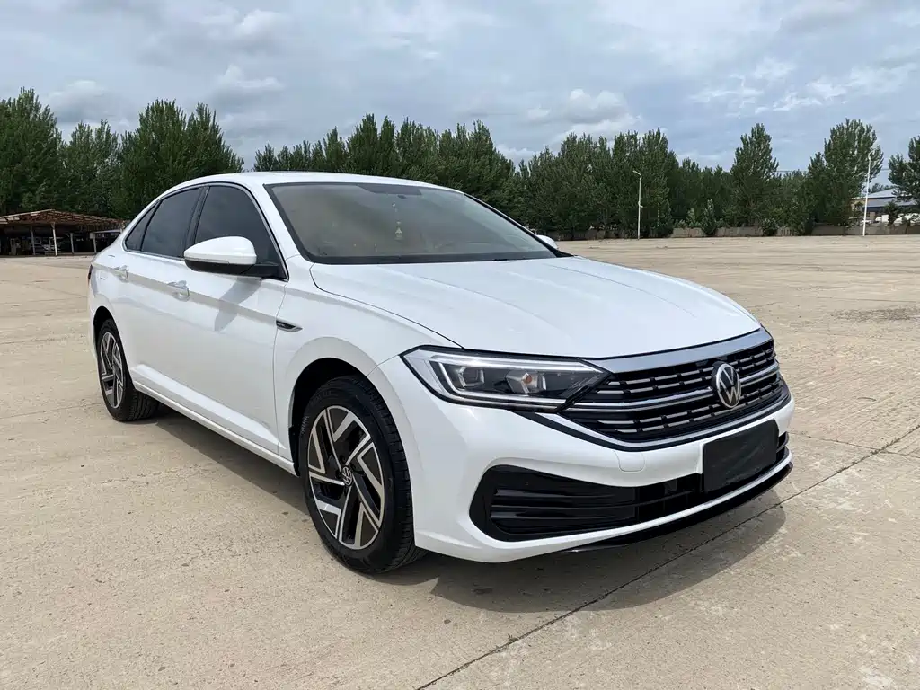 Volkswagen Sagitar 2022