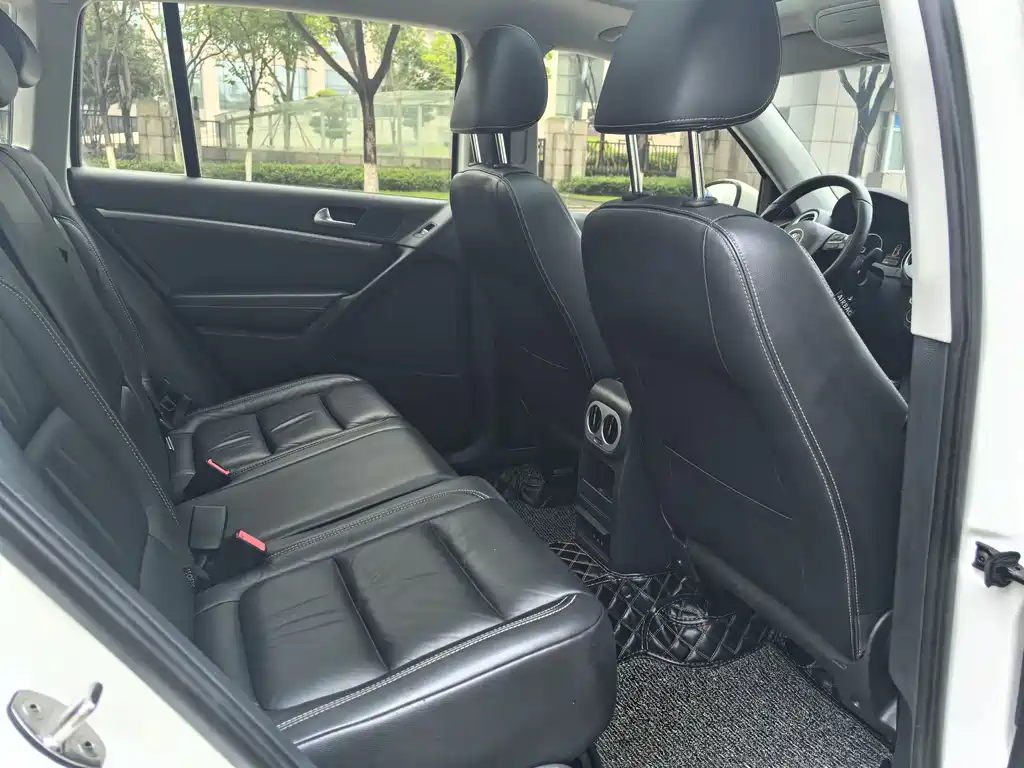 Volkswagen Tiguan 2019 — фото 14