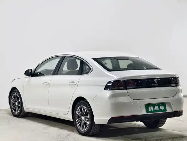 Peugeot 308 2016