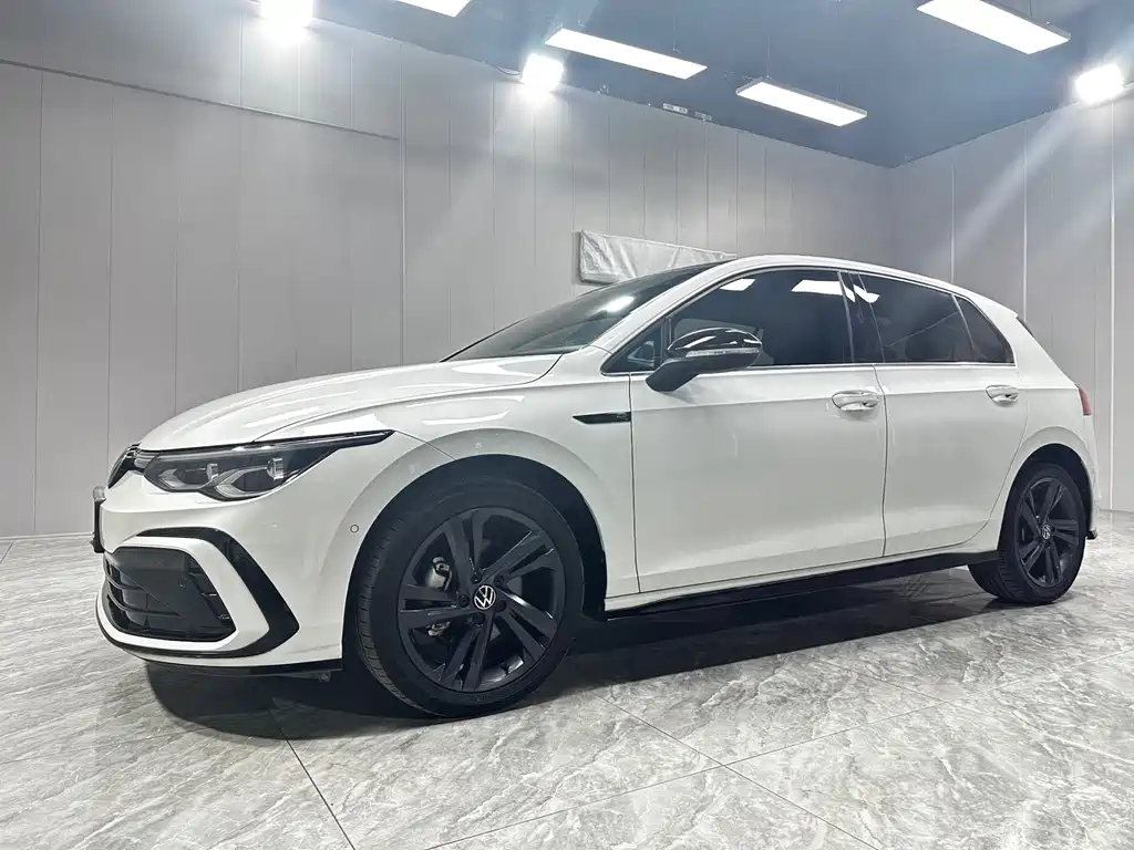 Volkswagen Golf 2022