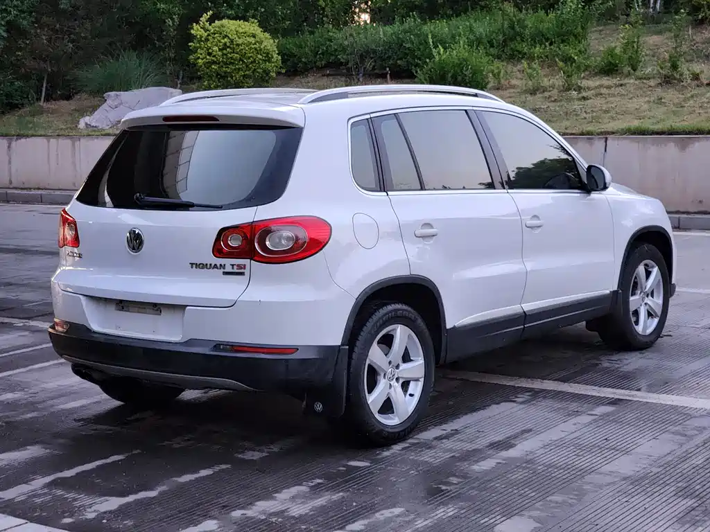 Volkswagen Tiguan 2013 — фото 28
