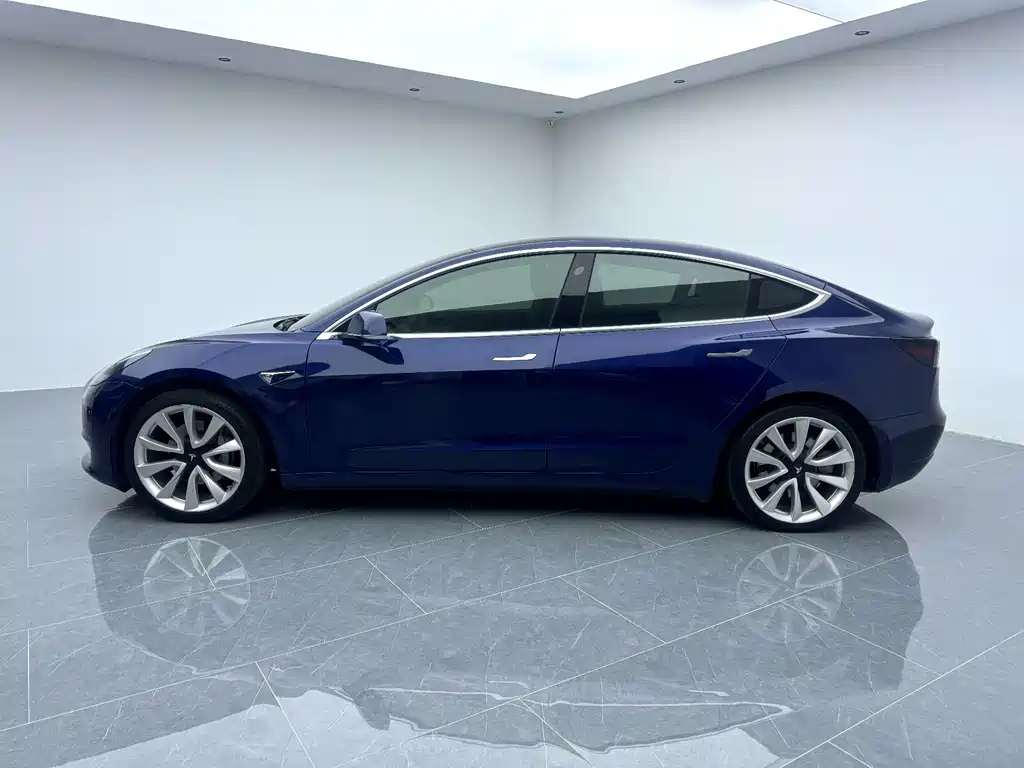 Tesla Model 3 2020 — фото 16