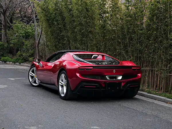 Ferrari 296 2022