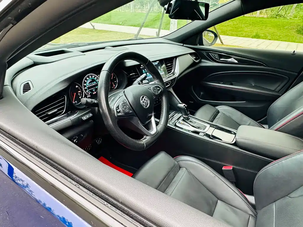 Buick Regal 2020 — фото 16