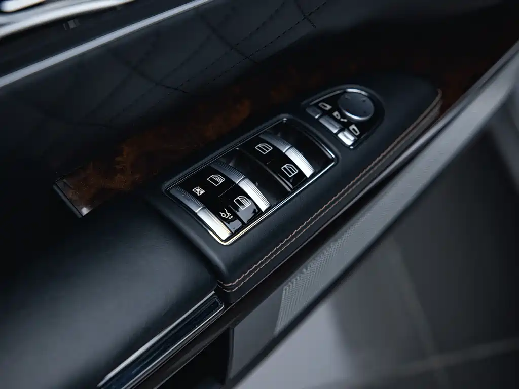 Mercedes-Benz S-Class AMG 2013 — фото 41