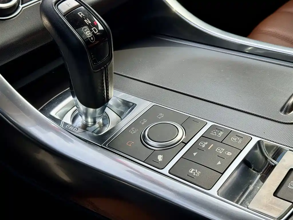 Land Rover Sport 2017 — фото 15