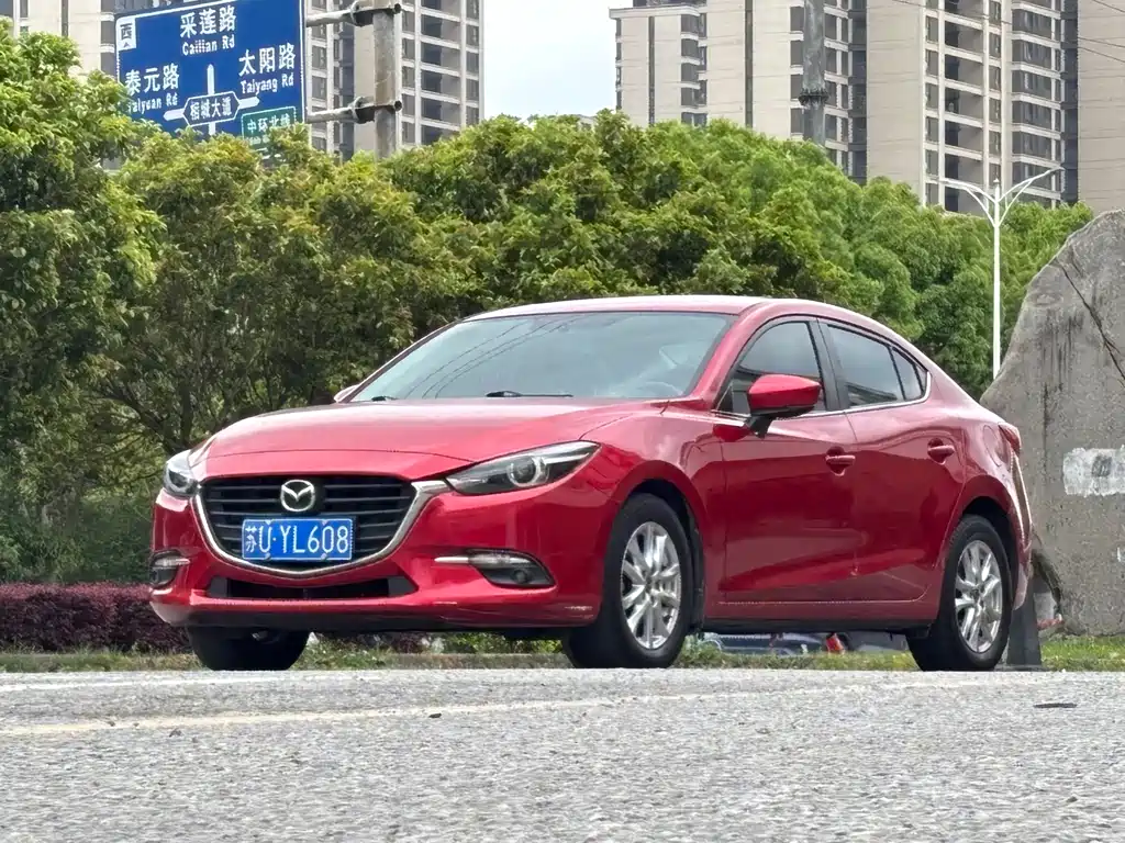 Mazda 3 Axela 2017 — фото 2