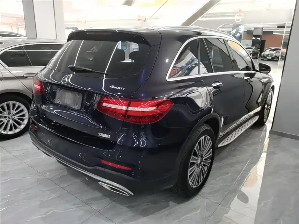 Mercedes-Benz GLC 2017 — фото 7