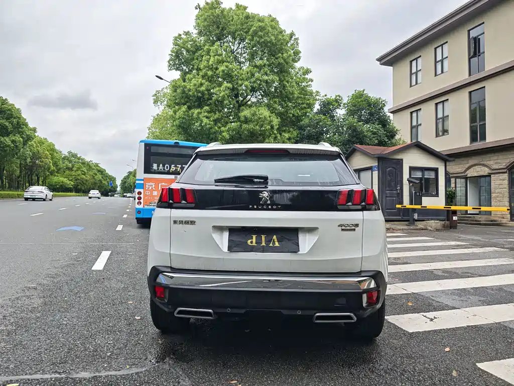Peugeot 4008 2018 — фото 11