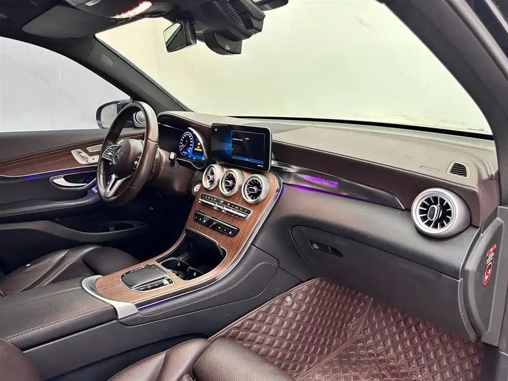 Mercedes-Benz GLC 2019 — фото 11