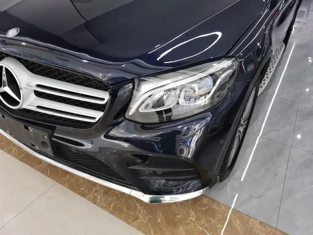 Mercedes-Benz GLC 2017 — фото 24