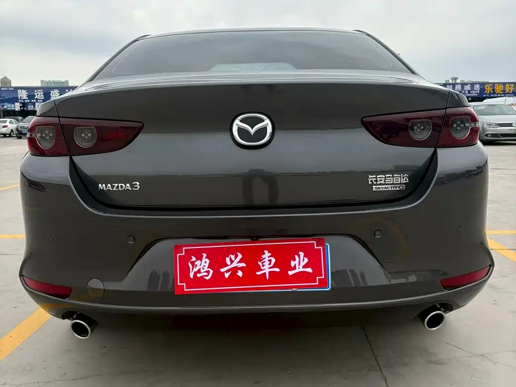 Mazda 3 Axela 2025