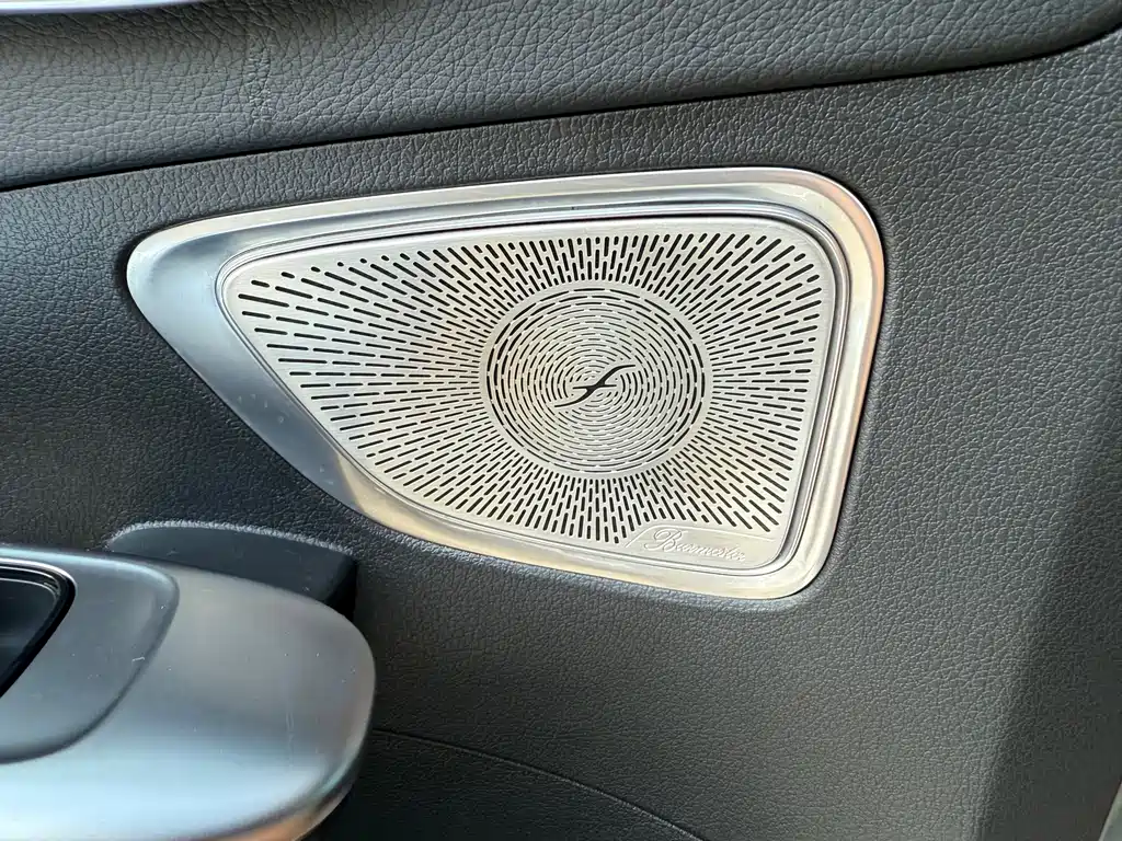 Mercedes-Benz C-Class 2022 — фото 11