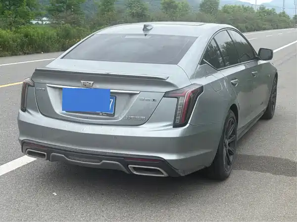 Cadillac CT5 2023