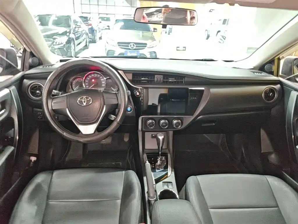 Toyota Corolla 2019 — фото 10