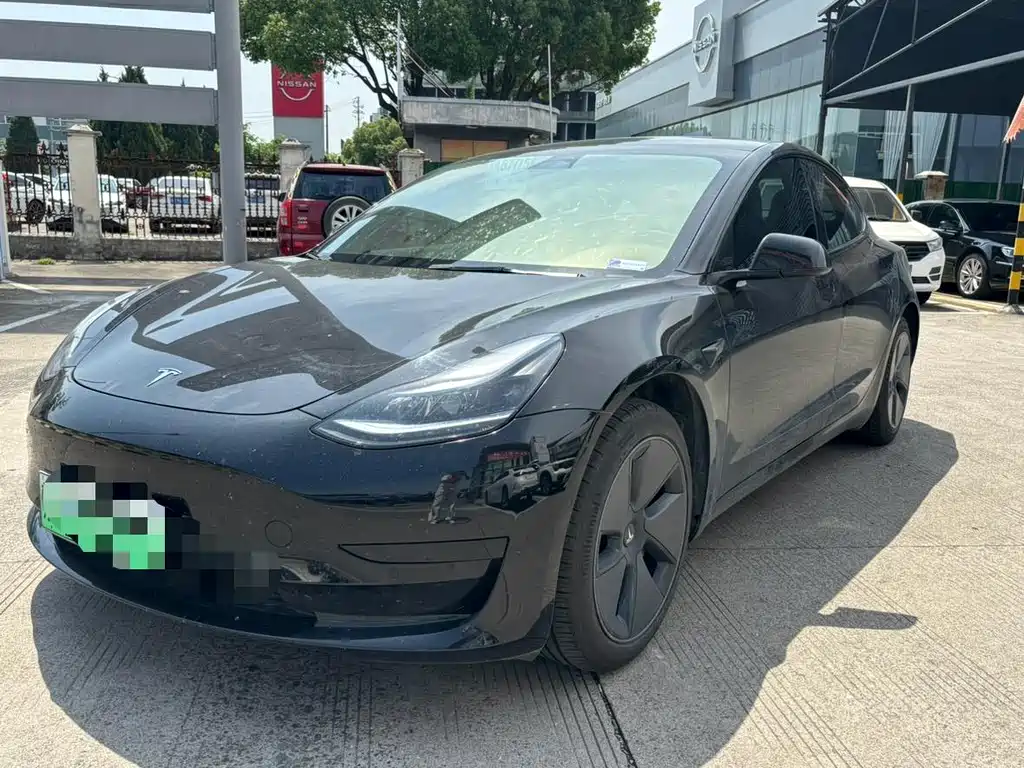 Tesla Model 3 2023