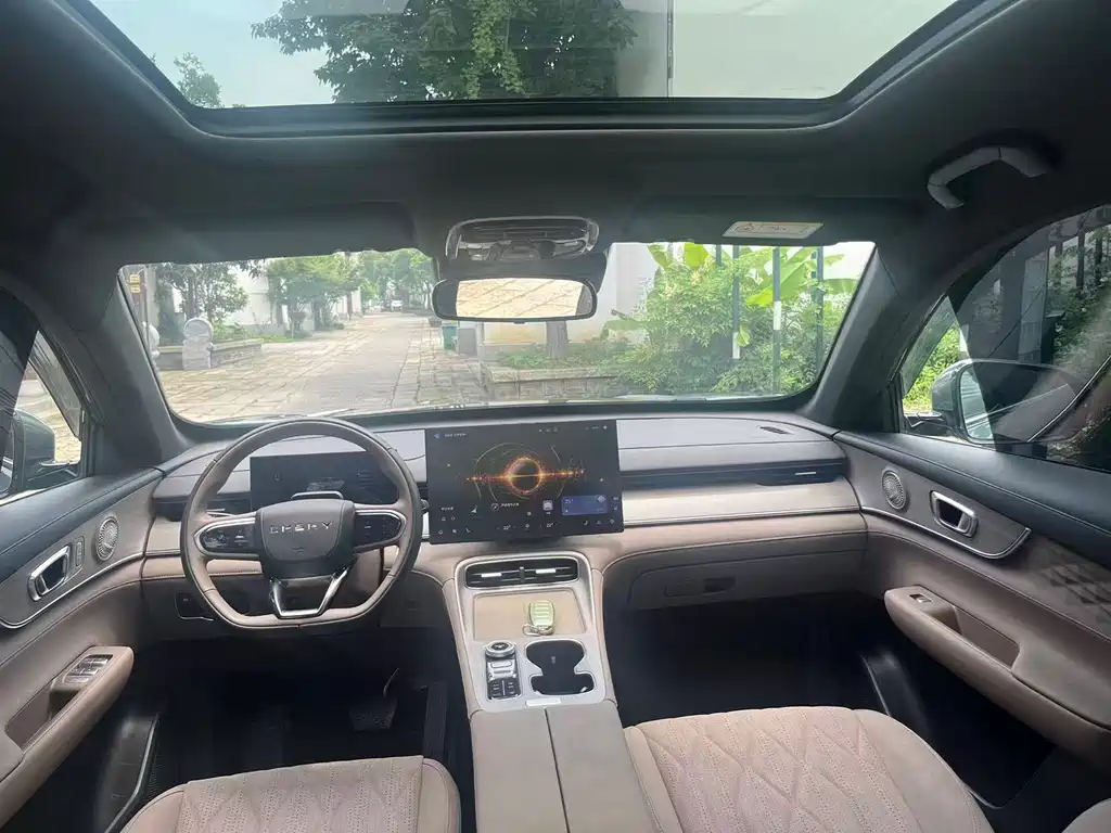 Chery Tiggo 8 PLUS 2025 — фото 21