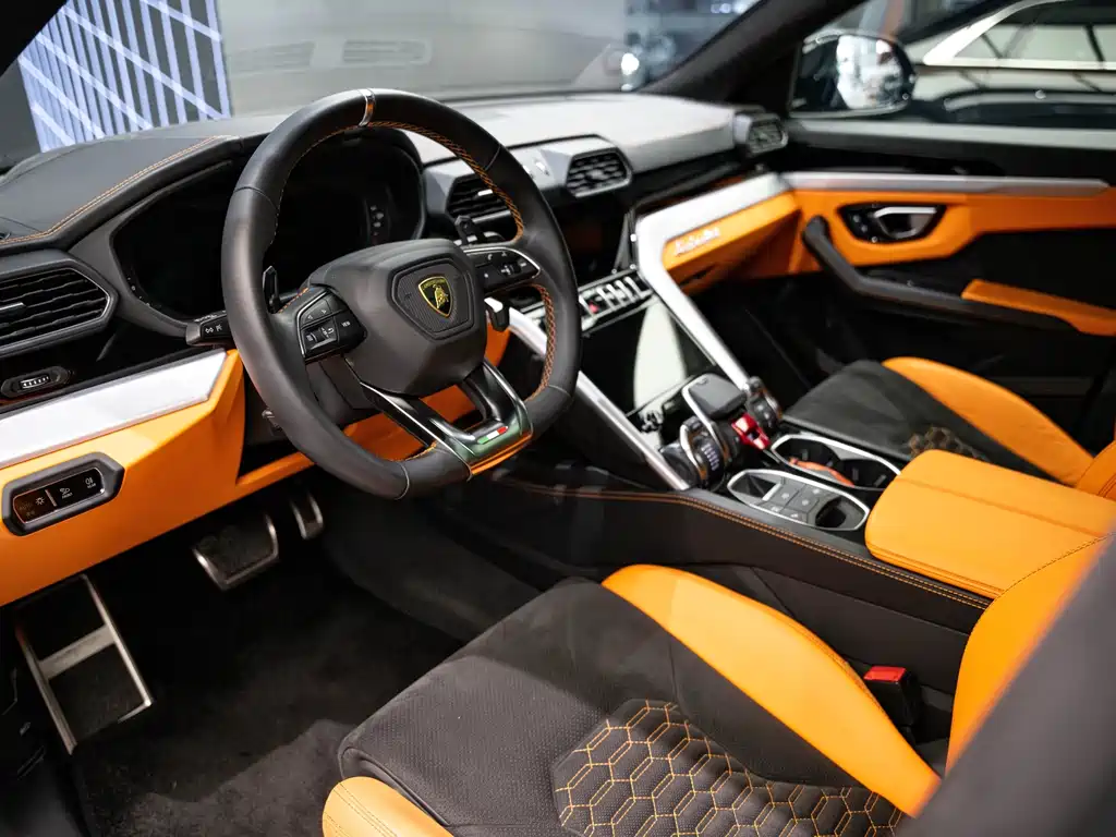 Lamborghini Urus 2022 — фото 5