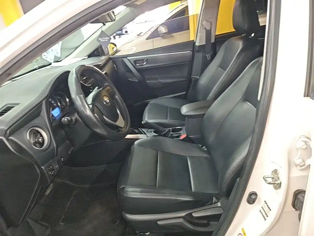 Toyota Corolla 2019 — фото 15