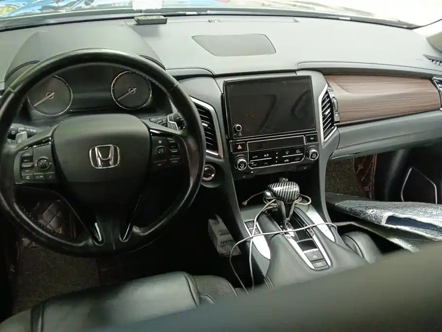 Honda Avancier 2017 — фото 12