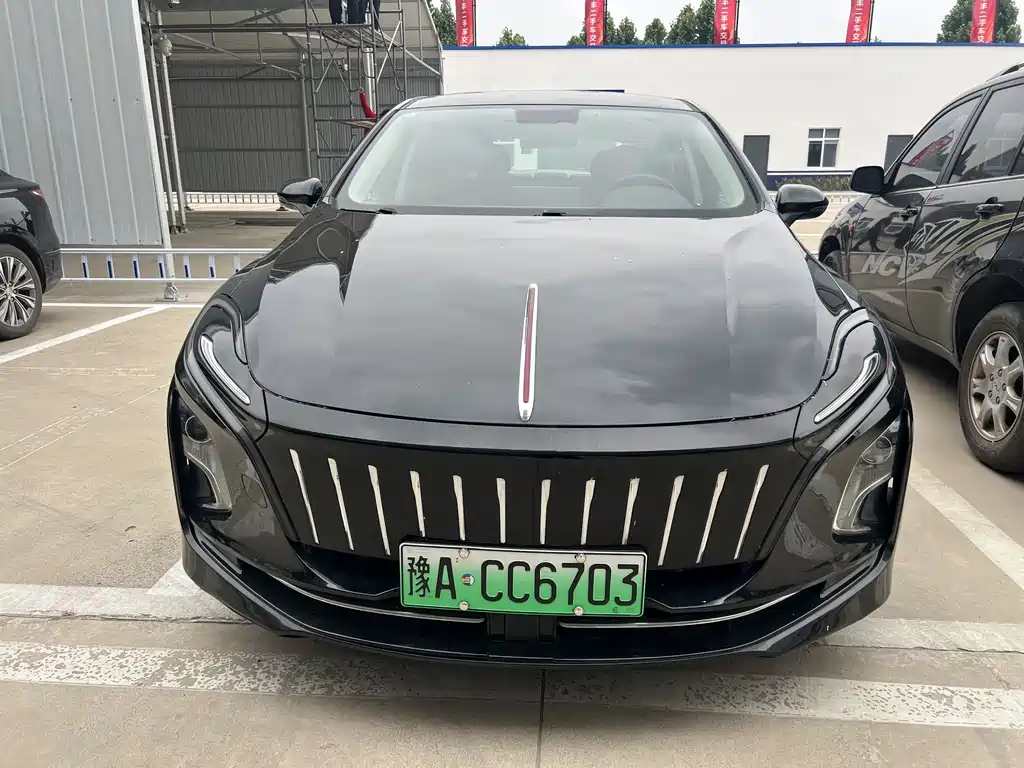 Hongqi E-QM5 2022 — фото 2