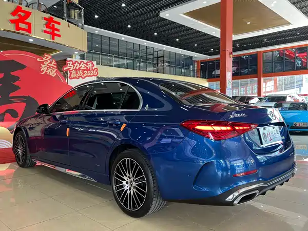 Mercedes-Benz C-Class 2022