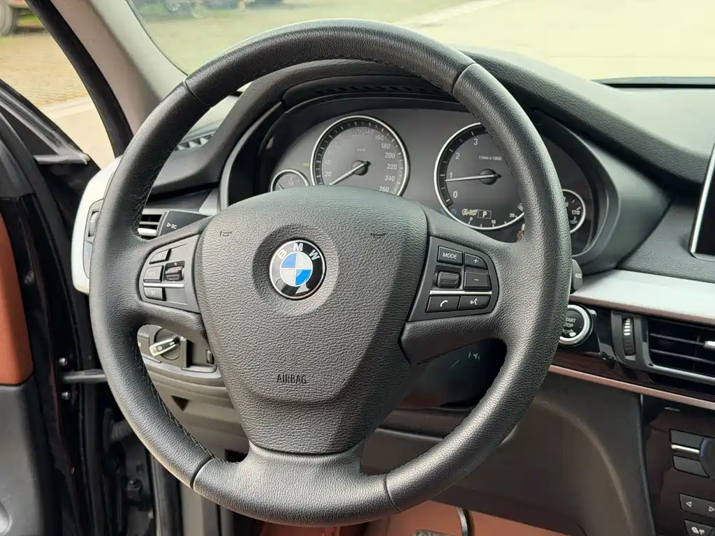 BMW X5 2018 — фото 15