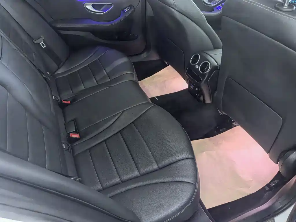 Mercedes-Benz C-Class 2021 — фото 17