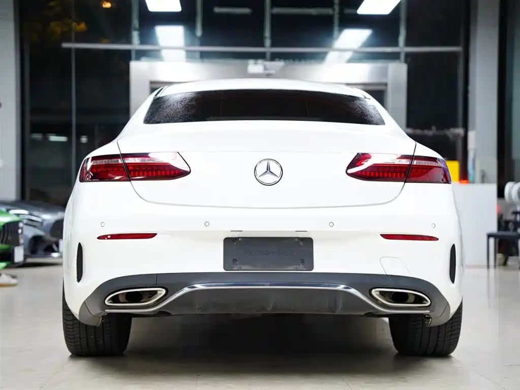 Mercedes-Benz E-Class 2024