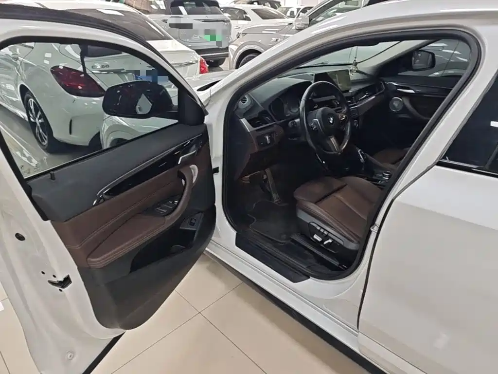 BMW X2 2021 — фото 16