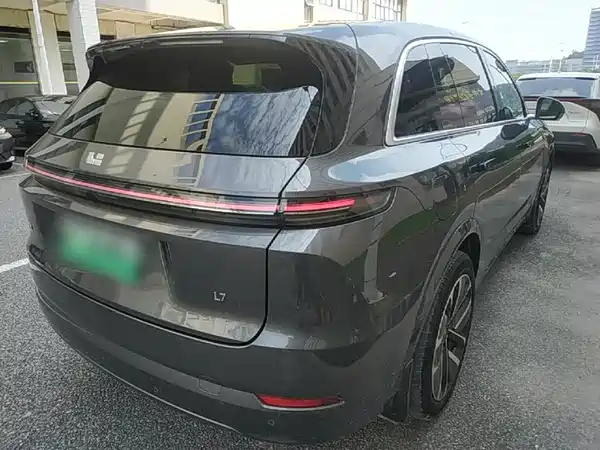 Li Auto L7 2024