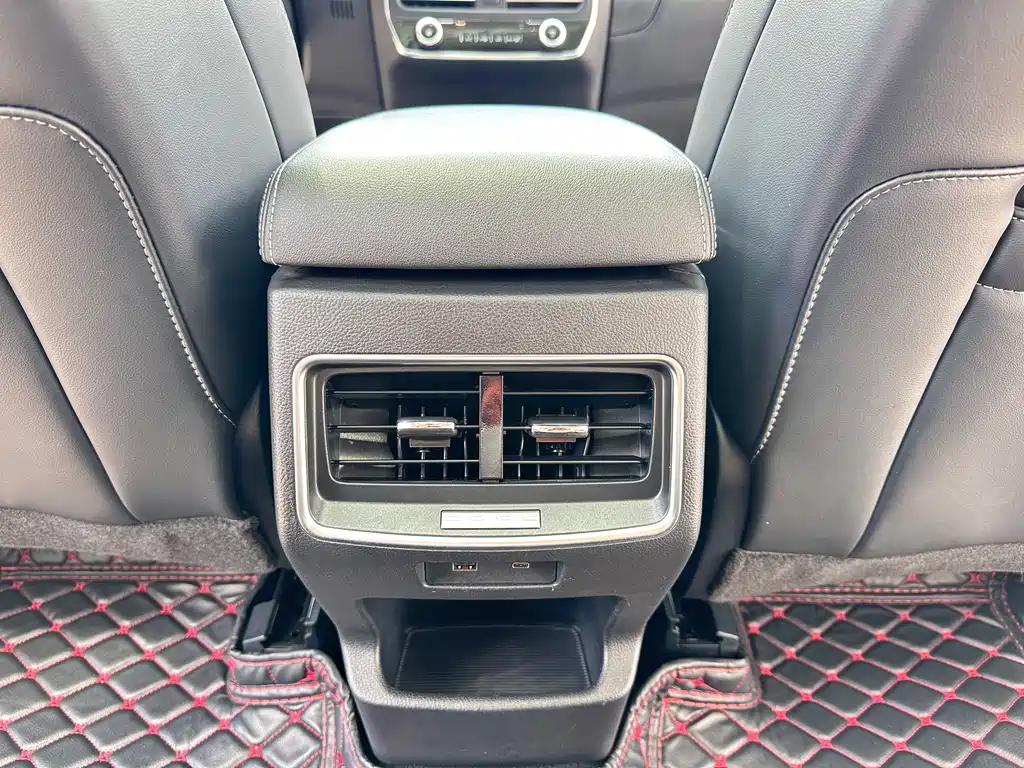 Ford Edge 2021 — фото 12