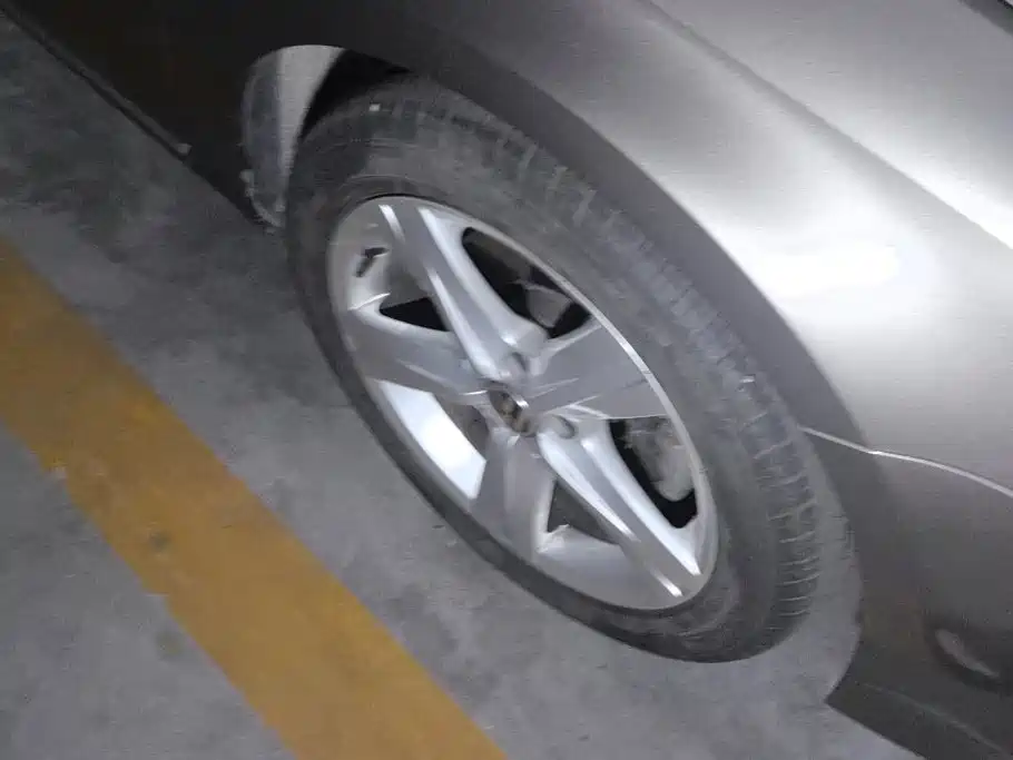 Volkswagen Magotan 2015