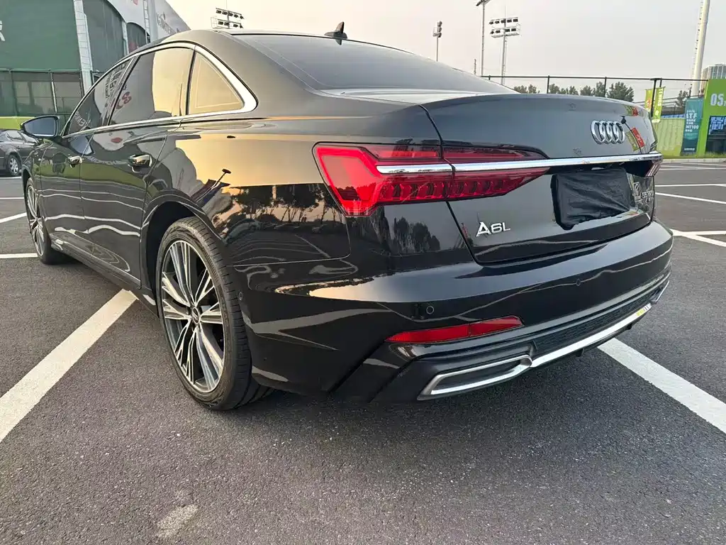 Audi A6L 2022 — фото 9