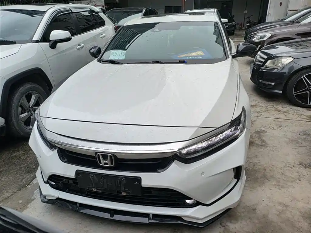 Honda Inspire 2022 — фото 3