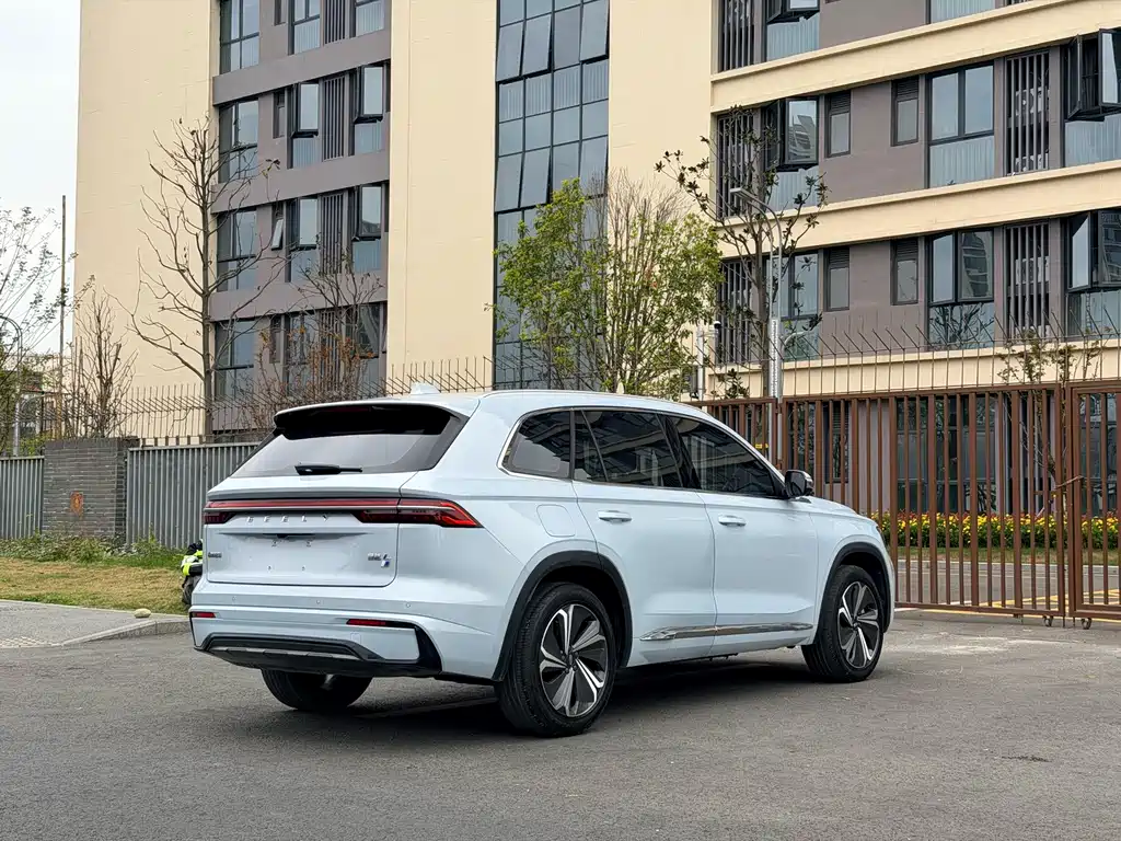 Geely Xingyue L 2022 — фото 25