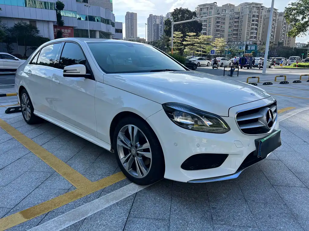Mercedes-Benz E-Class 2015 — фото 3