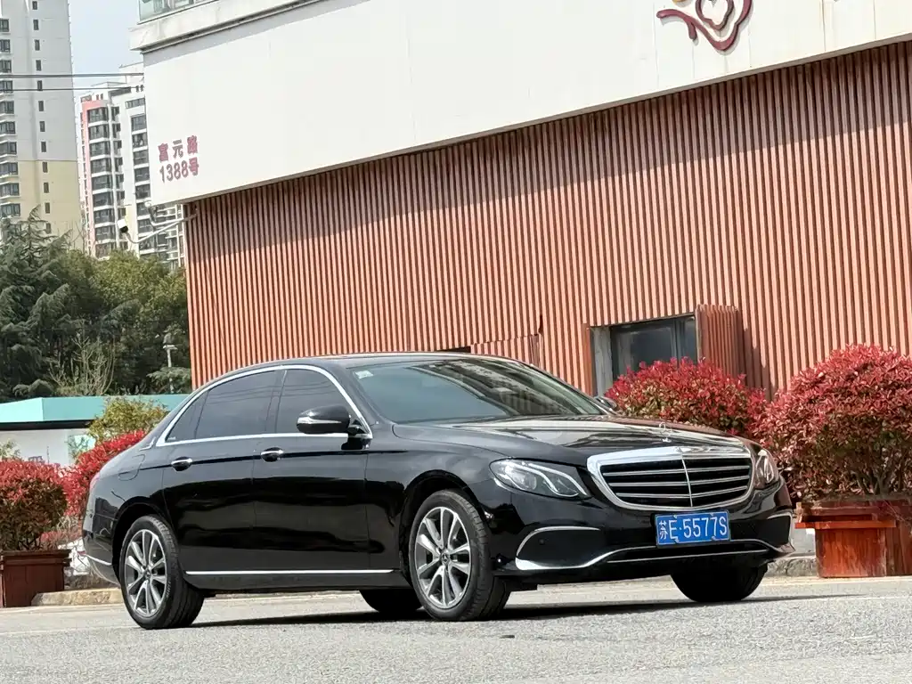Mercedes-Benz E-Class 2018 — фото 6