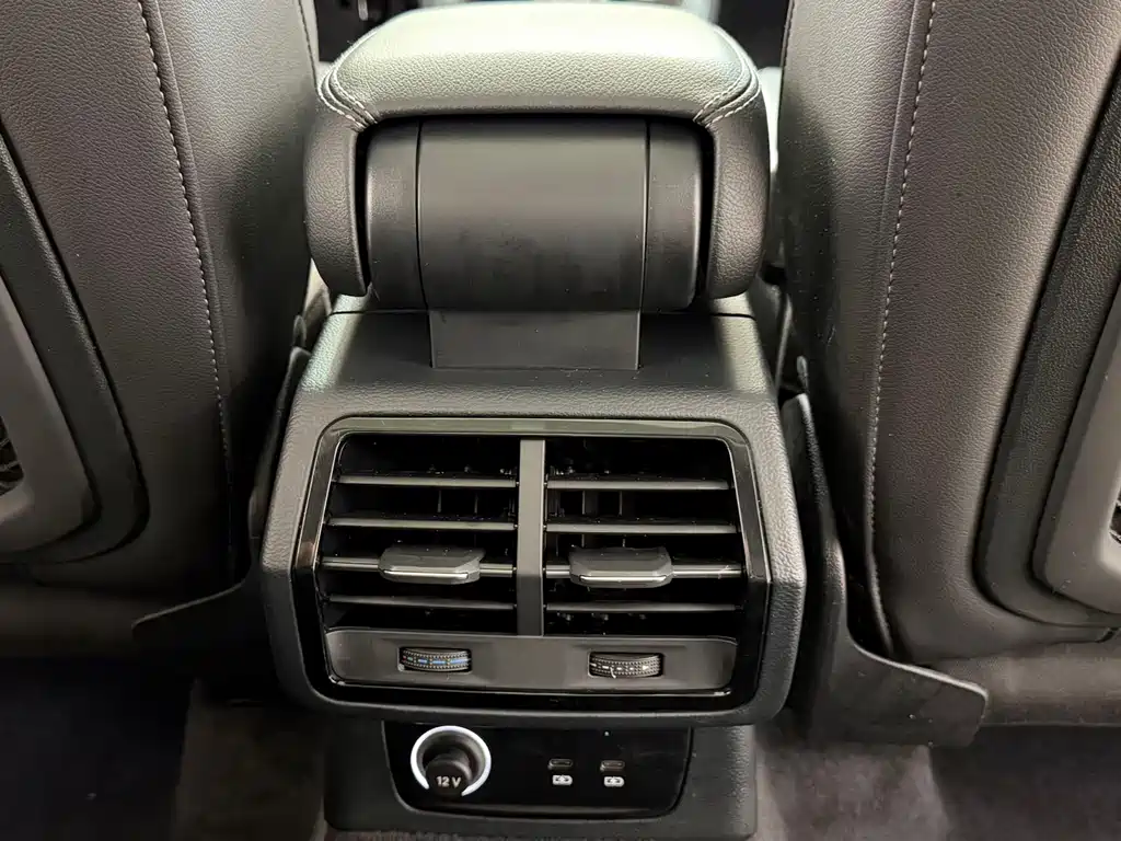 Audi Q3 2022 — фото 18